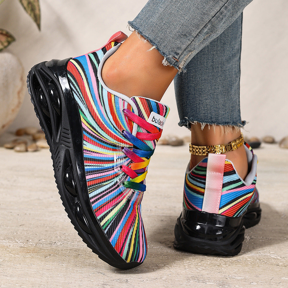 Non-slip casual breathable sneakers